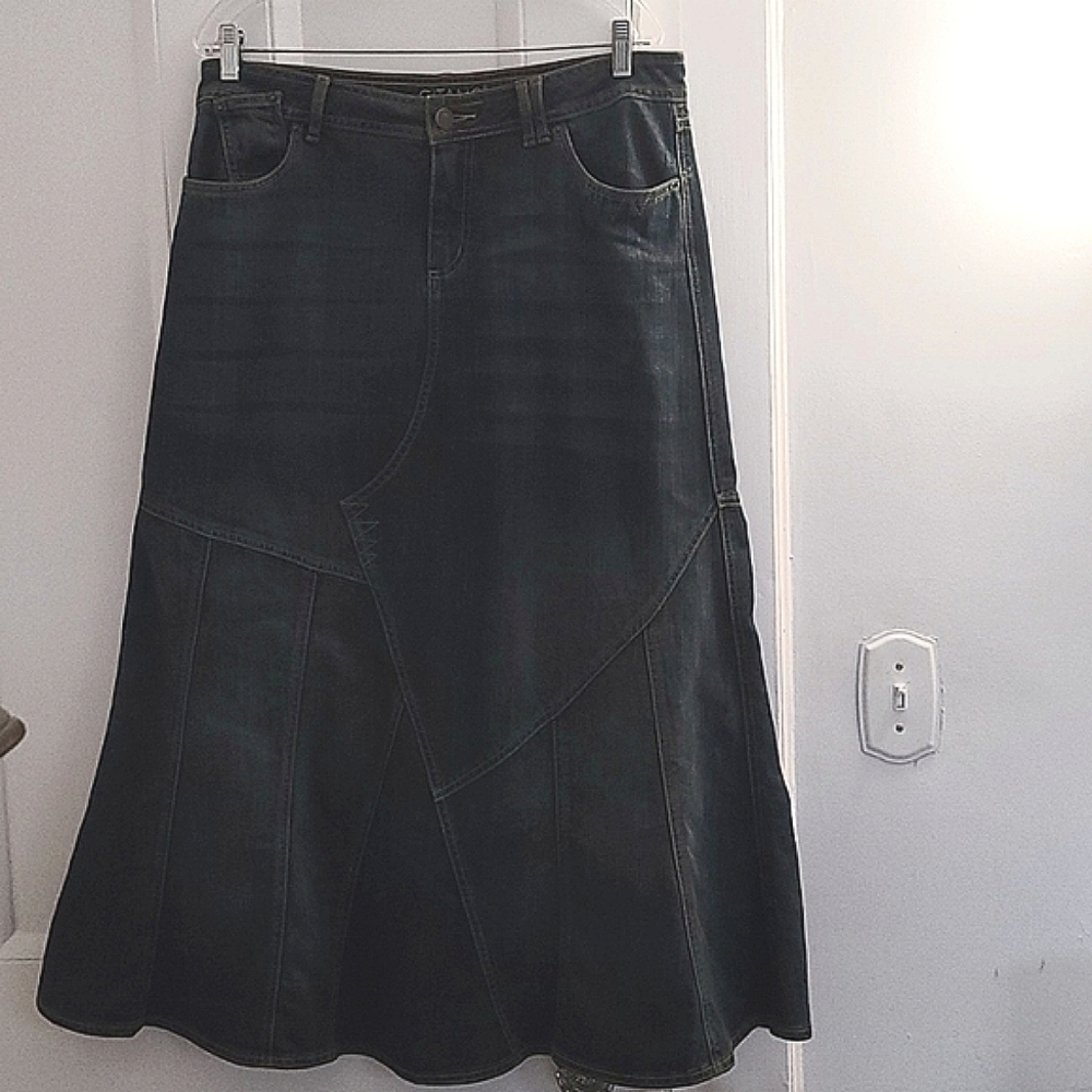 Dark wash denim jean maxi skirt